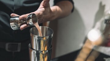Bar 4